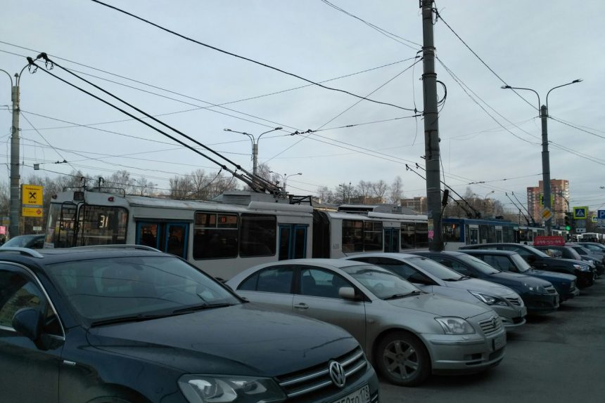 пробка троллейбусы общественный транспорт