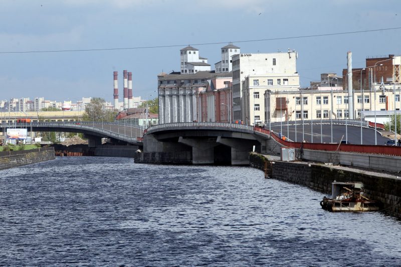 дорожное строительство дорожные работы набережная обводного канала мост через Французский ковш