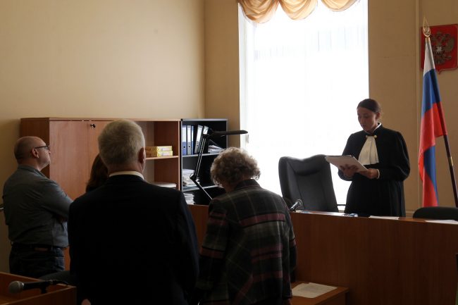 Октябрьский районный суд судья Елена Николаева дело о референдуме по Исаакиевскому собору Максим Резник