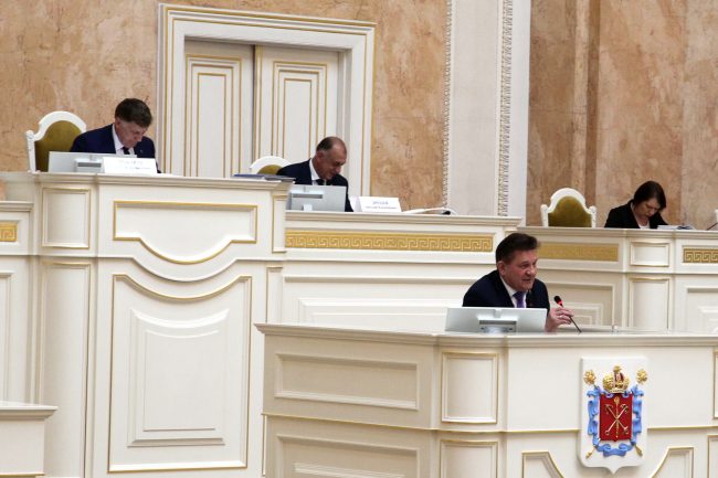 законодательное собрание закс Борис Ивченко