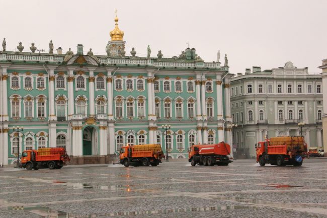 уборочная техника уборка благоустройство дворцовая площадь эрмитаж