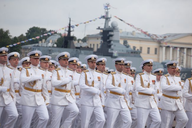 парад день военно-морского флота вмф моряки военные корабли