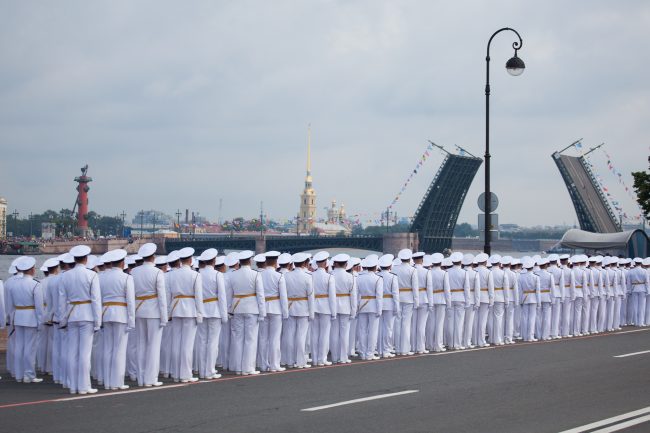 парад день военно-морского флота вмф моряки военные корабли