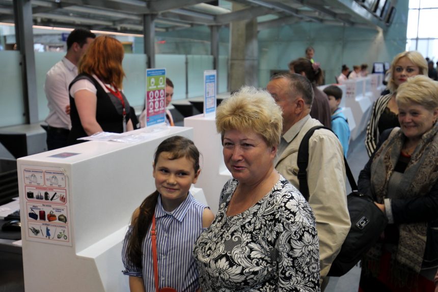 Галина Сараева 500-тысячный пассажир авиакомпании Победа аэропорт Пулково