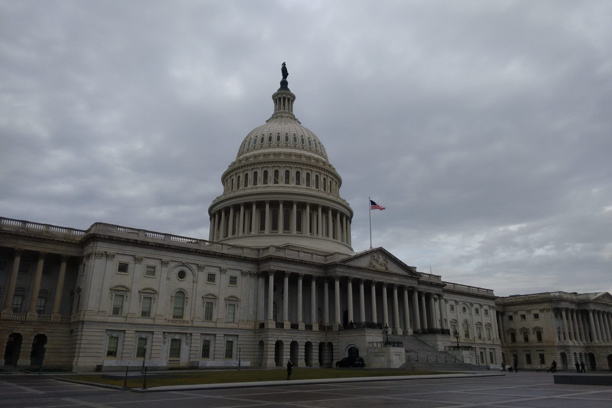 Сенат сша заблокировал. Вашингтон Сенат.