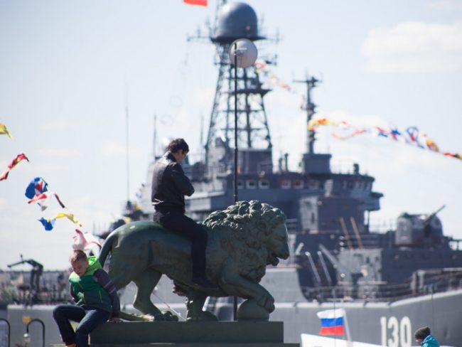 43-09.05.2015 - парад кораблей в День Победы