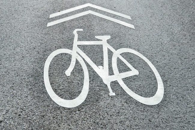 велодорожка знак велосипед