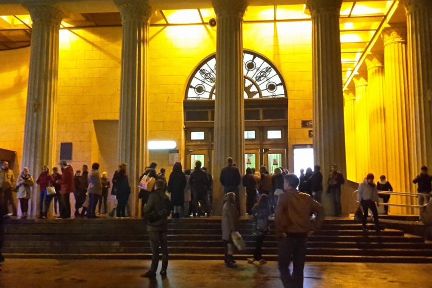 закрытие станция метро Кировский завод