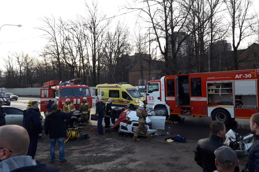 дтп авария столкновение вербная улица