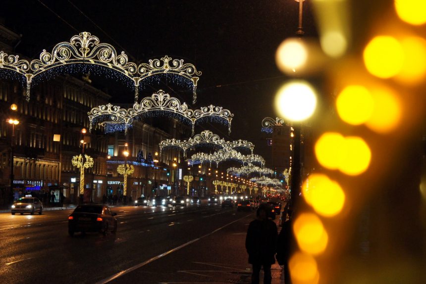Невский проспект новогодние украшения иллюминация