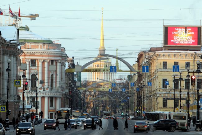 Украшения ко дню снятия блокады Невский проспект