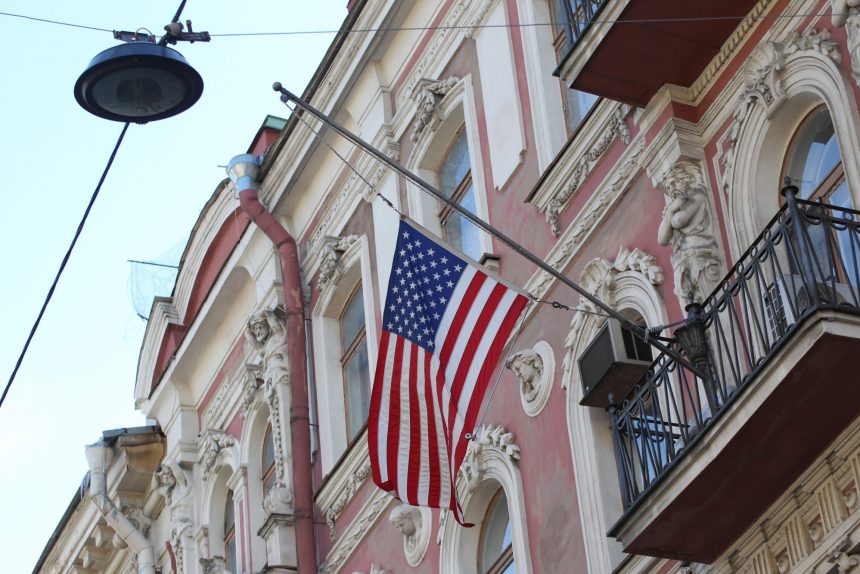 генконсульство США в Петербурге