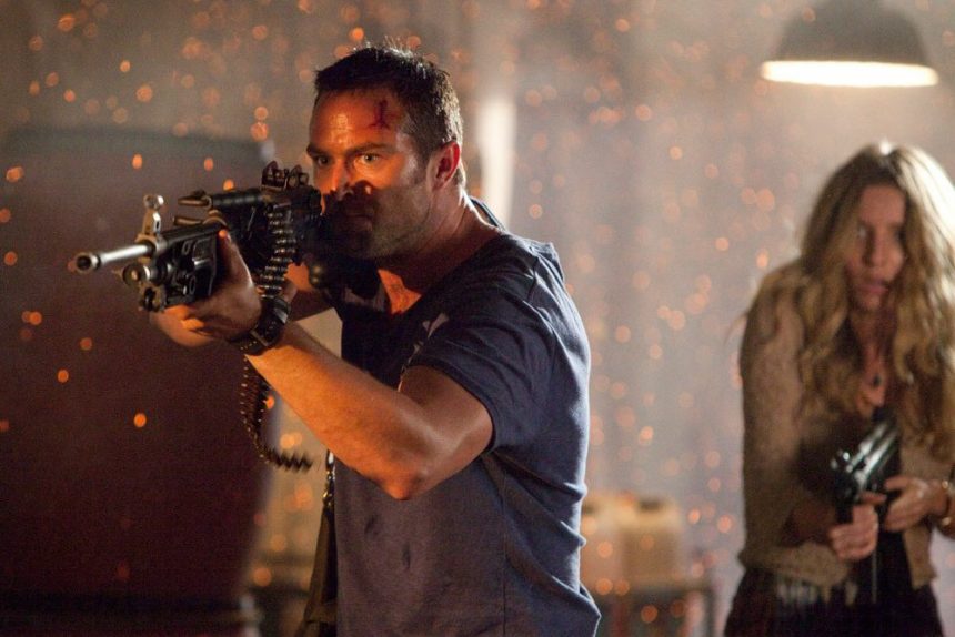 кадр из сериала ответный удар