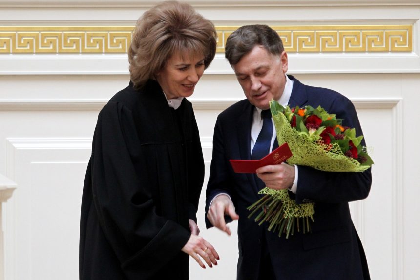 законодательное собрание закс Вячеслав Макаров Наталья Гуцан Уставный Суд