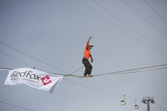 фестиваль экстремальных видов спорта RedFox Elbrus Race горный спорт канатоходец