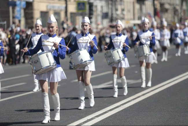 парад барабанщиков барабанщицы невский проспект день города