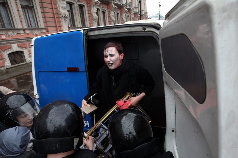 первомай задержание Варвары Михайловой полиция