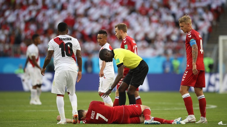 Чемпионат мира по футболу ЧМ-2018 матч Перу Дания травма Вильям Квист