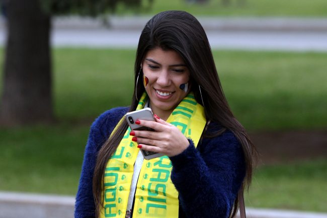 ЧМ-2018 футбол болельщики фанаты Бельгия Франция Бразилия красивая девушка