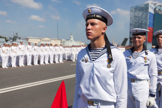 день ВМФ главный военно-морской парад курсанты