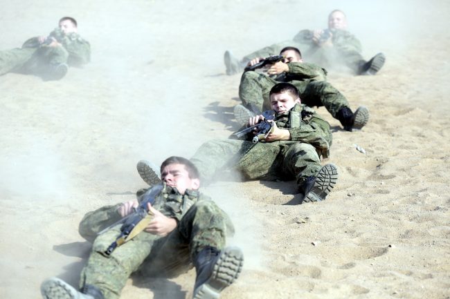 день ВДВ десантники бой показательные выступления солдаты