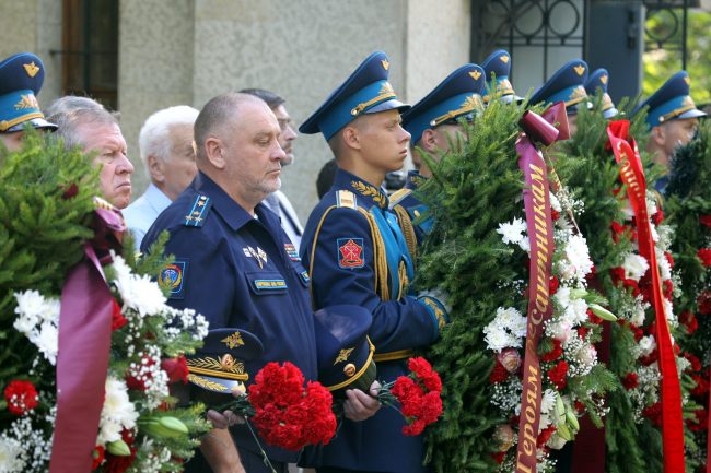 день ВДВ Серафимовское кладбище