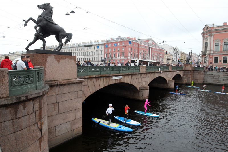 фестиваль Фонтанка SUP SUP-серфинг Аничков мост