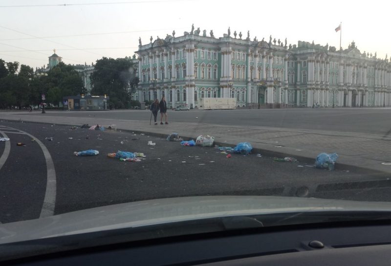 дворцовая площадь мусор дорога