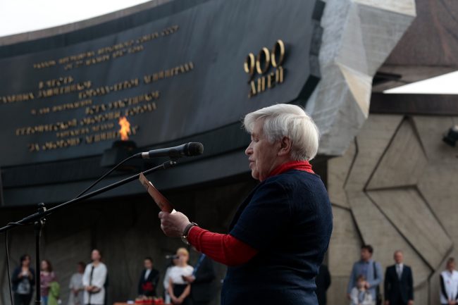 день памяти жертв блокады 8 сентября мемориал героическим защитникам Ленинграда площадь Победы поминальные чтения