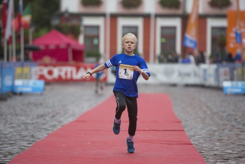 марафон Тарту лёгкая атлетика бег детский спорт дети