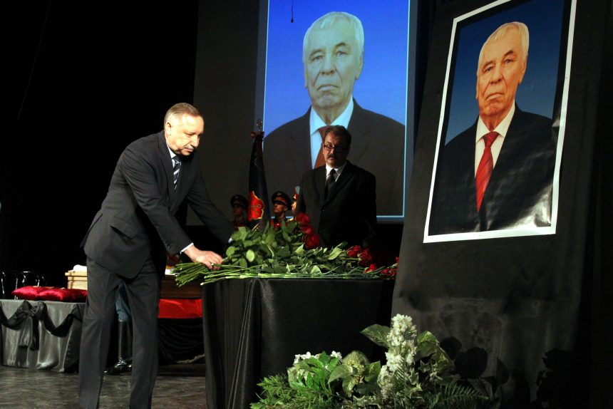 панихида по Аркадию Крамареву