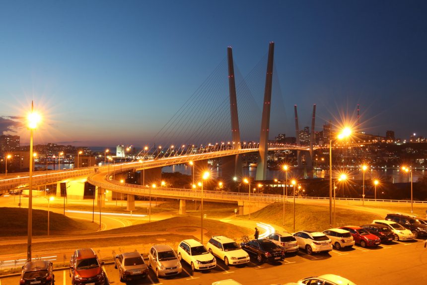 Владивосток мост через Золотой Рог