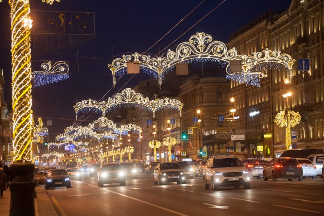 невский проспект подсветка праздник новый год рождество машины дорога новогодние украшения