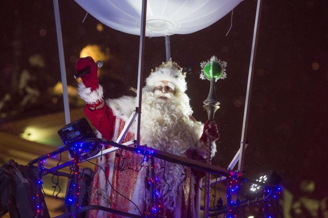 Всероссийский Дед Мороз Дворцовая площадь воздушный шар