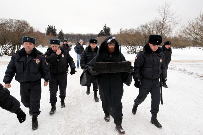 Марсово поле акция в защиту Пулковской обсерватории задержание полиция