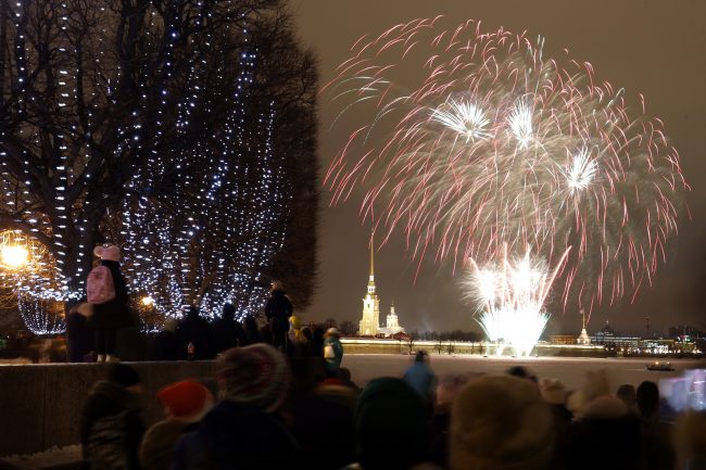 новый год 2019 новогодние праздники фейерверк