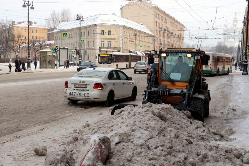 уборка снега Суворовский проспект дорожная техника