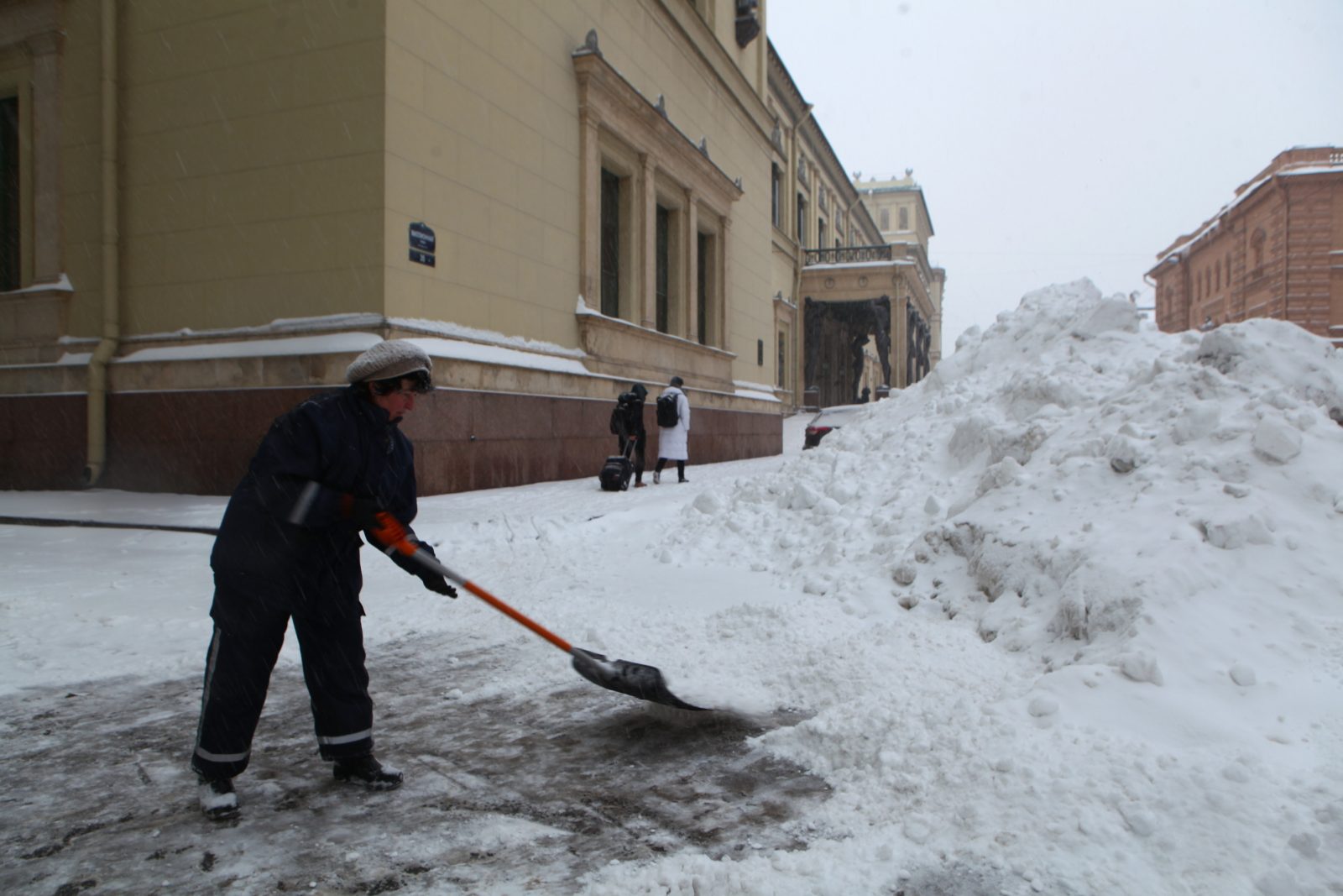 санкт петербург уборка снега