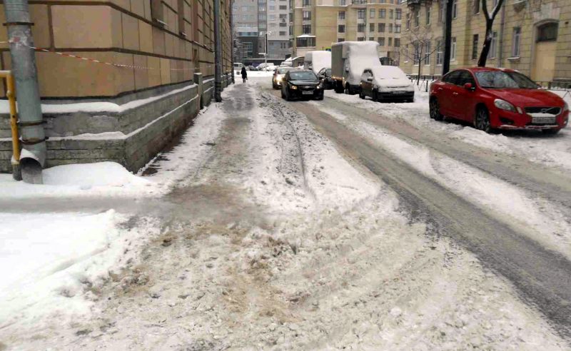 зимняя уборка снега сугробы гололёд