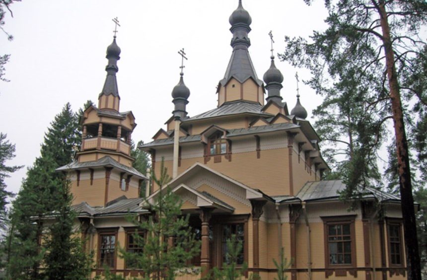 храм серафима саровского песочный церковь