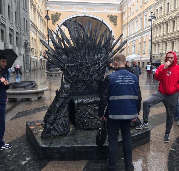 железный трон