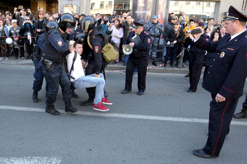 первое мая первомайская демонстрация ОМОН полиция задержания Александр Шуршев