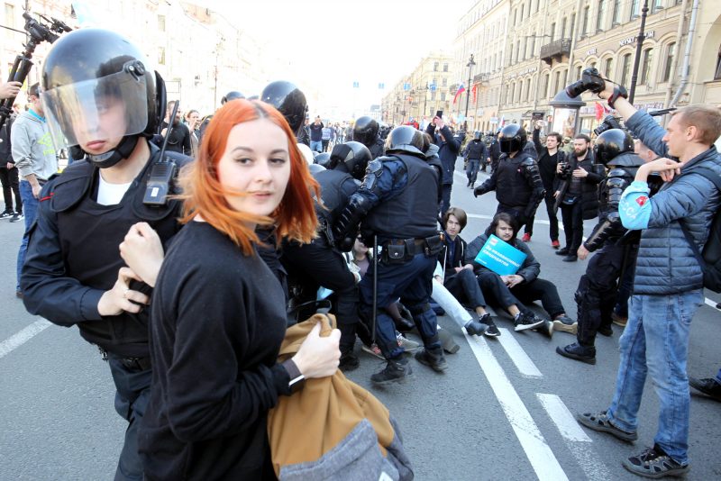 первое мая первомайская демонстрация ОМОН полиция задержания