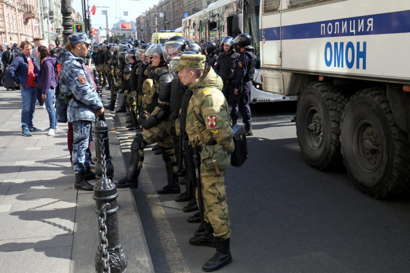 первое мая первомайская демонстрация ОМОН полиция