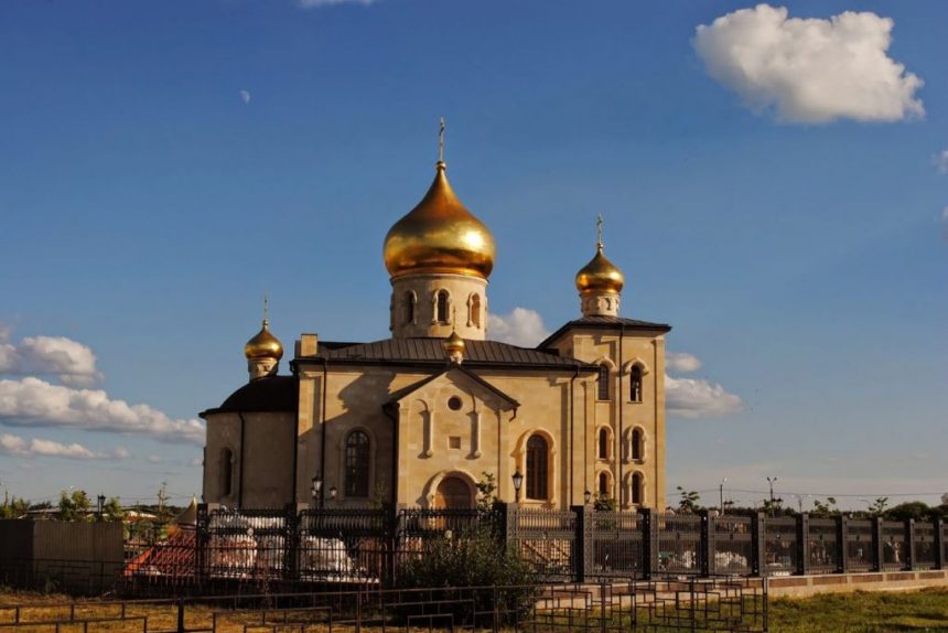 храм кириши церковь