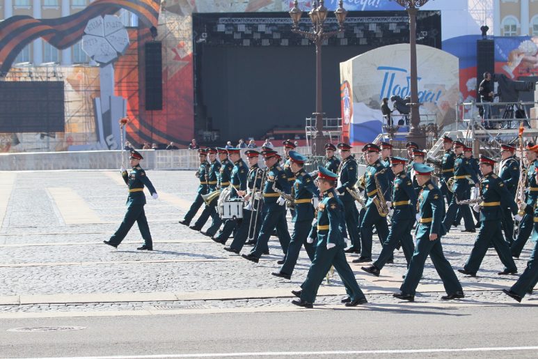 Парад победы санкт петербург прямая трансляция