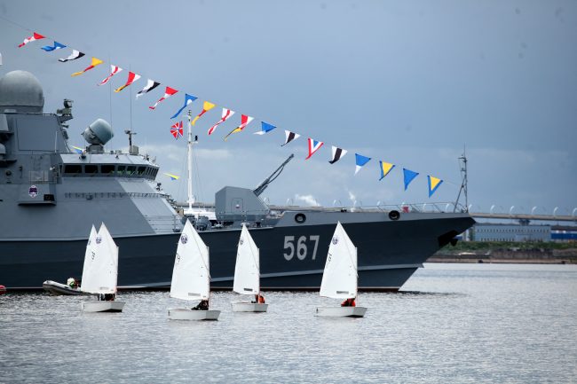 военно-морской салон регата яхты паруса