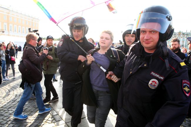 пикет в защиту ЛГБТ задержание