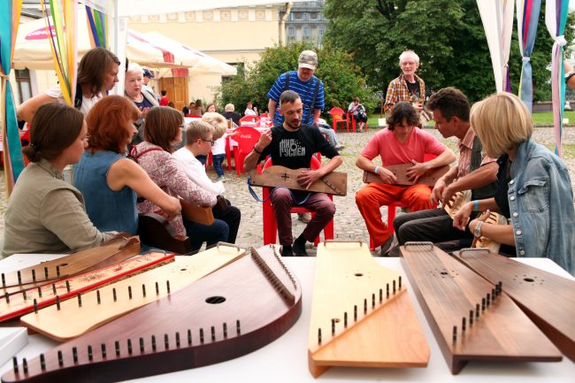 фестиваль этнической музыки Шереметевский дворец мастер-класс музыкальные инструменты