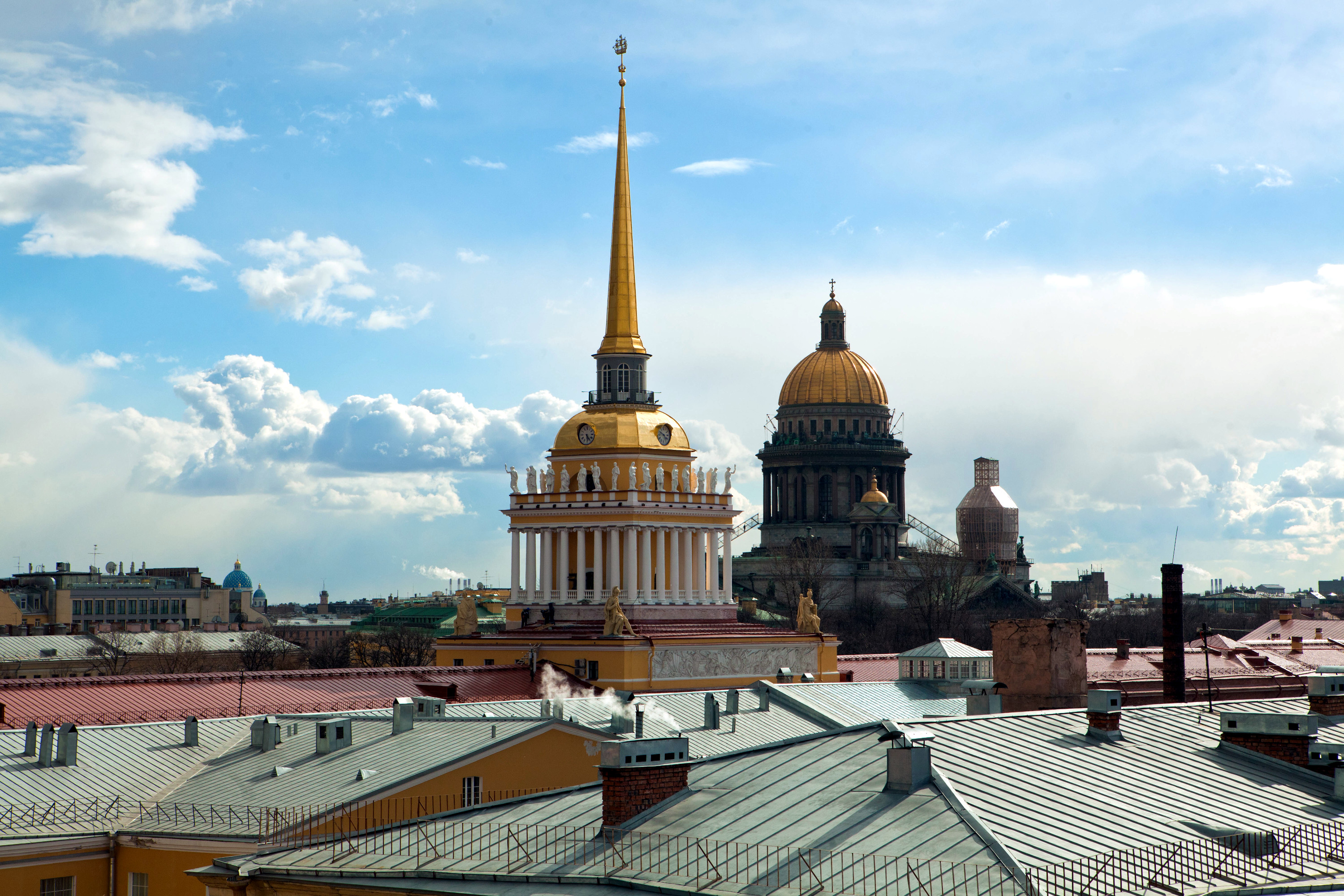 Санкт петербург европейский город. Исаакиевский собор в Санкт-Петербурге. Города похожие на Питер. Петербург объявлен столицей. Фотографии Петербурга высокого разрешения.